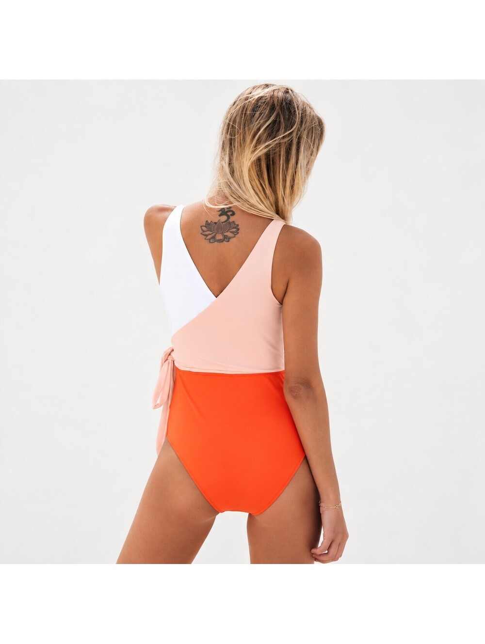 NWT Cupshe Orange And White Bowknot One piece Swimsuit Size XS - Picture 2 of 7